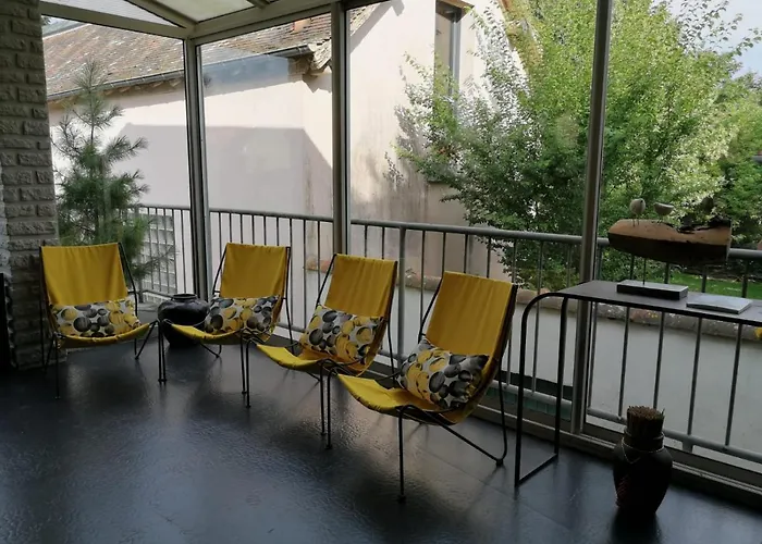 Un Verger Dans La Bed & Breakfast Saint-Parres-aux-Tertres