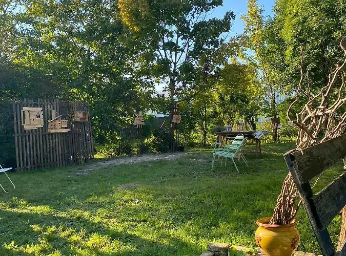 Un Verger Dans La Bed & Breakfast *